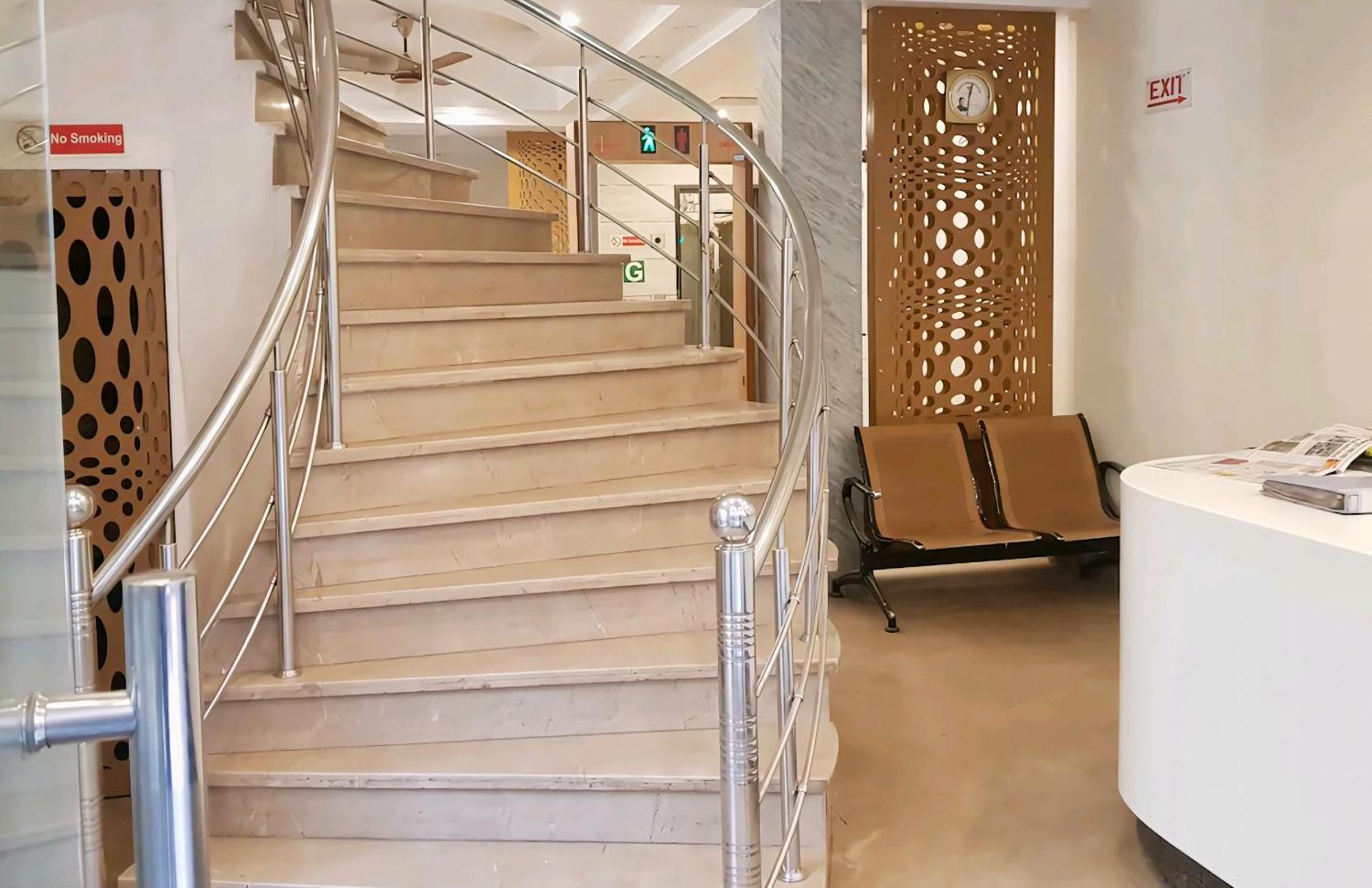 Hotel Leo Continental نيودلهي المظهر الخارجي الصورة